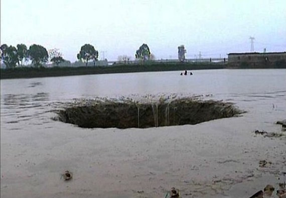 china-pond-hole1