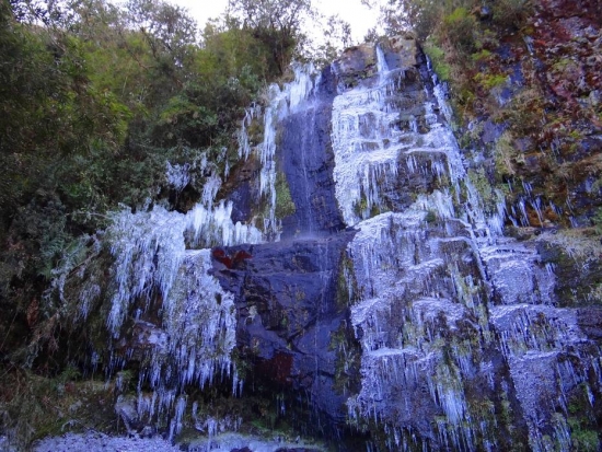 frozen-waterfall